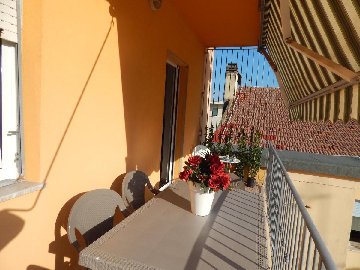 Appartamento Casa Berta, A Due Passi Dal Mare Numana Esterno foto